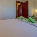 Besonderes Penthouse-apartment Auf Zwei Etagen - Nur 450 Meter Zum *