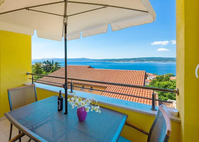 Besonderes Penthouse-apartment Auf Zwei Etagen - Nur 450 Meter Zum *