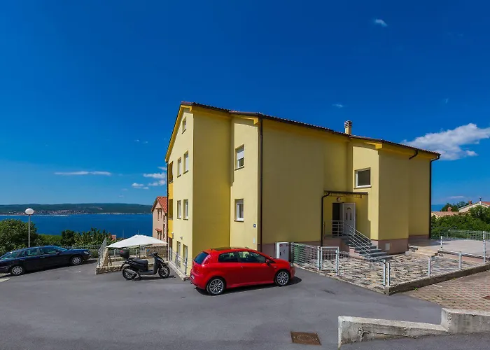 Besonderes Penthouse-apartment Auf Zwei Etagen - Nur 450 Meter Zum * Crikvenica