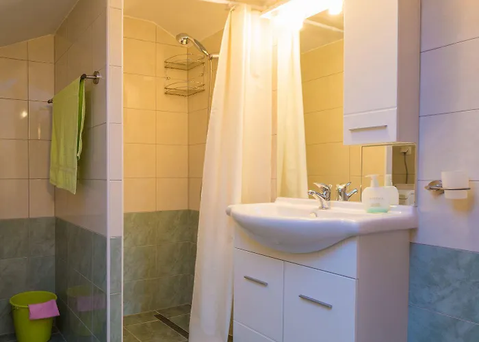 Besonderes Penthouse-apartment Auf Zwei Etagen - Nur 450 Meter Zum Apartman